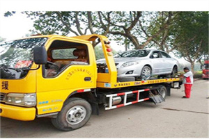 巴音郭楞蒙古附近24小时汽车拖车服务热线