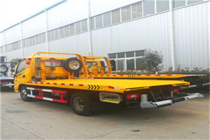 巴音郭楞蒙古附近拖车救援搭电