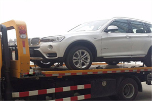 巴音郭楞蒙古拖车24小时服务电话