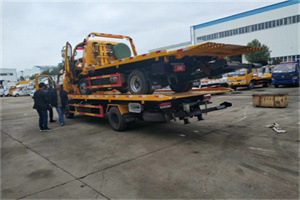 巴音郭楞蒙古同城汽车补胎